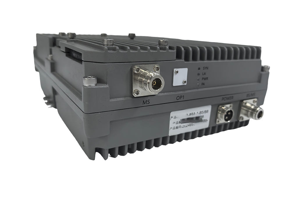  吉利三频手机信号接收器2000㎡